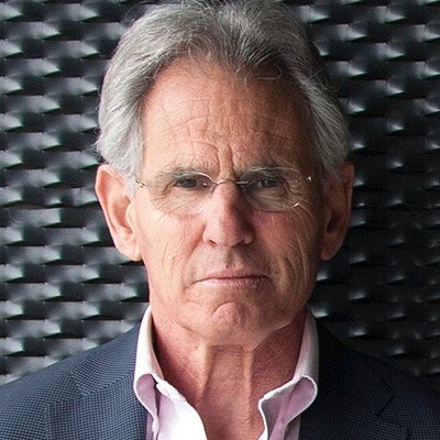 Jon Kabatt-Zinn, oprichter van MBSR en een belangrijk persoon in het vertalen van mindfulness